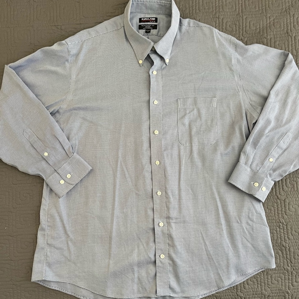 Kirkland Signature Men's Sky Blue Casual Button-Down Shirt